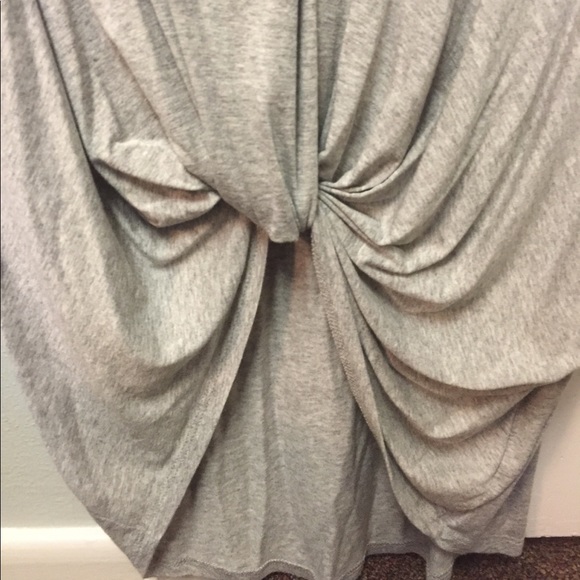 grey top - Picture 2 of 4